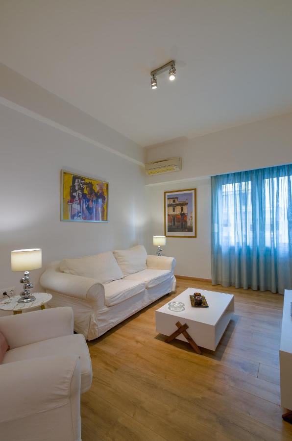 Nice 1Bd Apartment Close To Metro Station Ampelokipoi Athens Exterior photo
